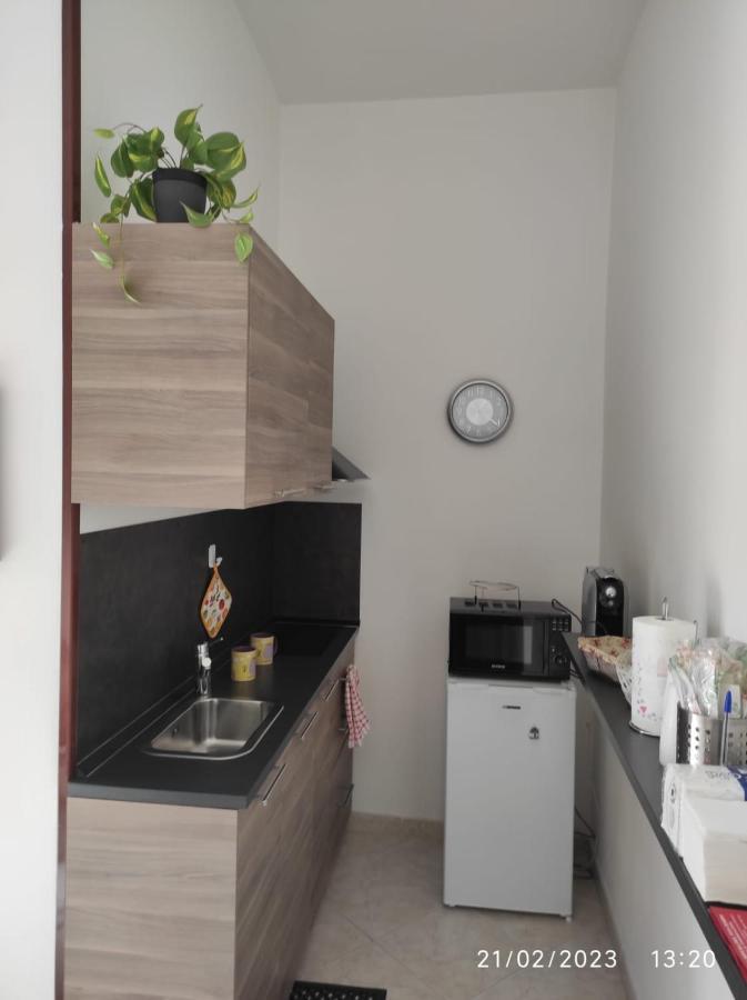 Apartament Residenza La Casa Di Pierino Bari Zewnętrze zdjęcie